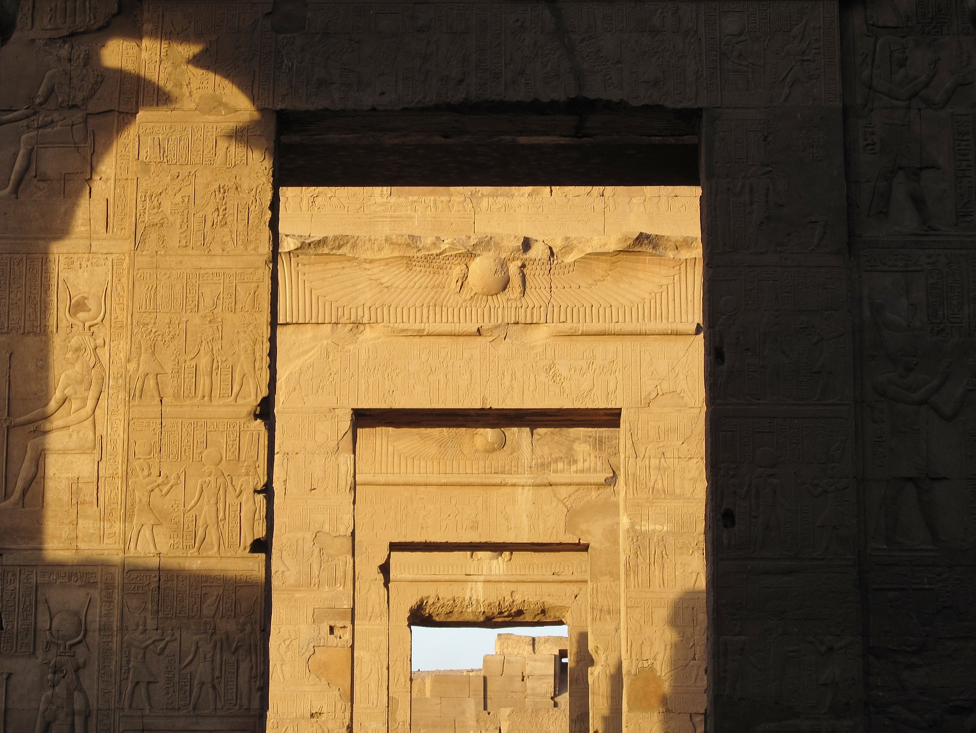 Crocodile Museum Kom Ombo mummy displays
